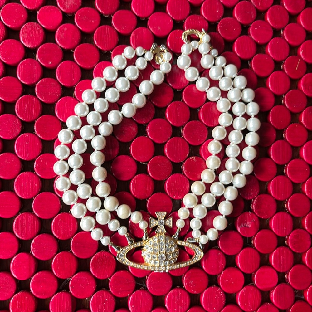 Elegant Costume Jewelry Pearl and Gold Women's Vivienne Westwood Choker